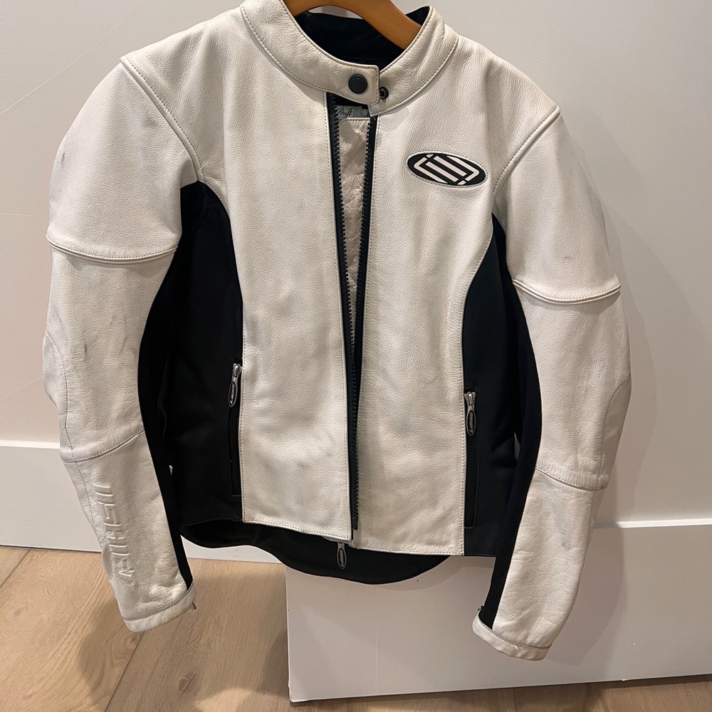 SHIFT women’s motorcycle jacket pearl white and black